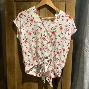 Triple Seven Mid-rise Floral Blouse